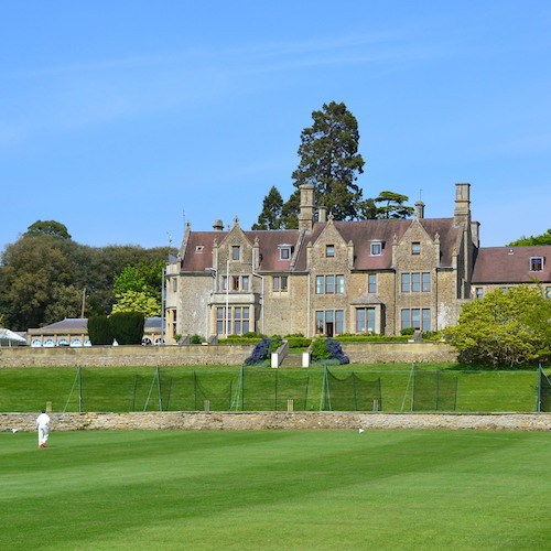 Pinewood School